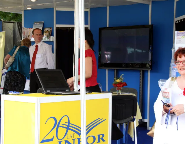 Galeria zdjęć z realizacji - infor stoisko targowe 2