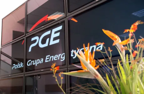PGE — videowall z monitorów plazmowych